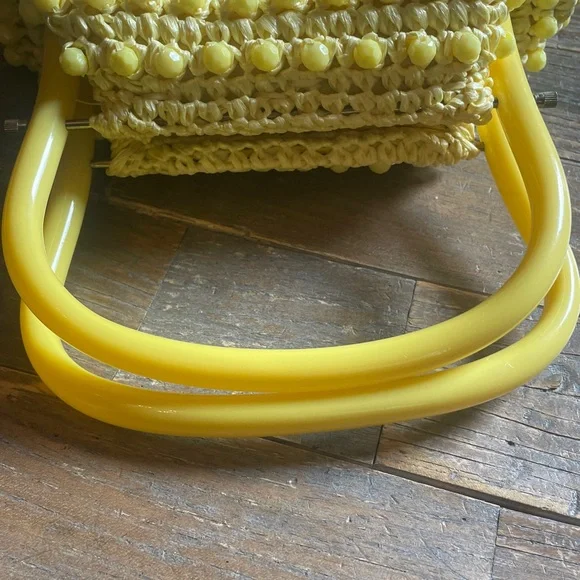 Vintage Bag by Donna Sunshine Yellow Rafia Crochet Handbag with Lucite Handle🖤 - Picture 5 of 12